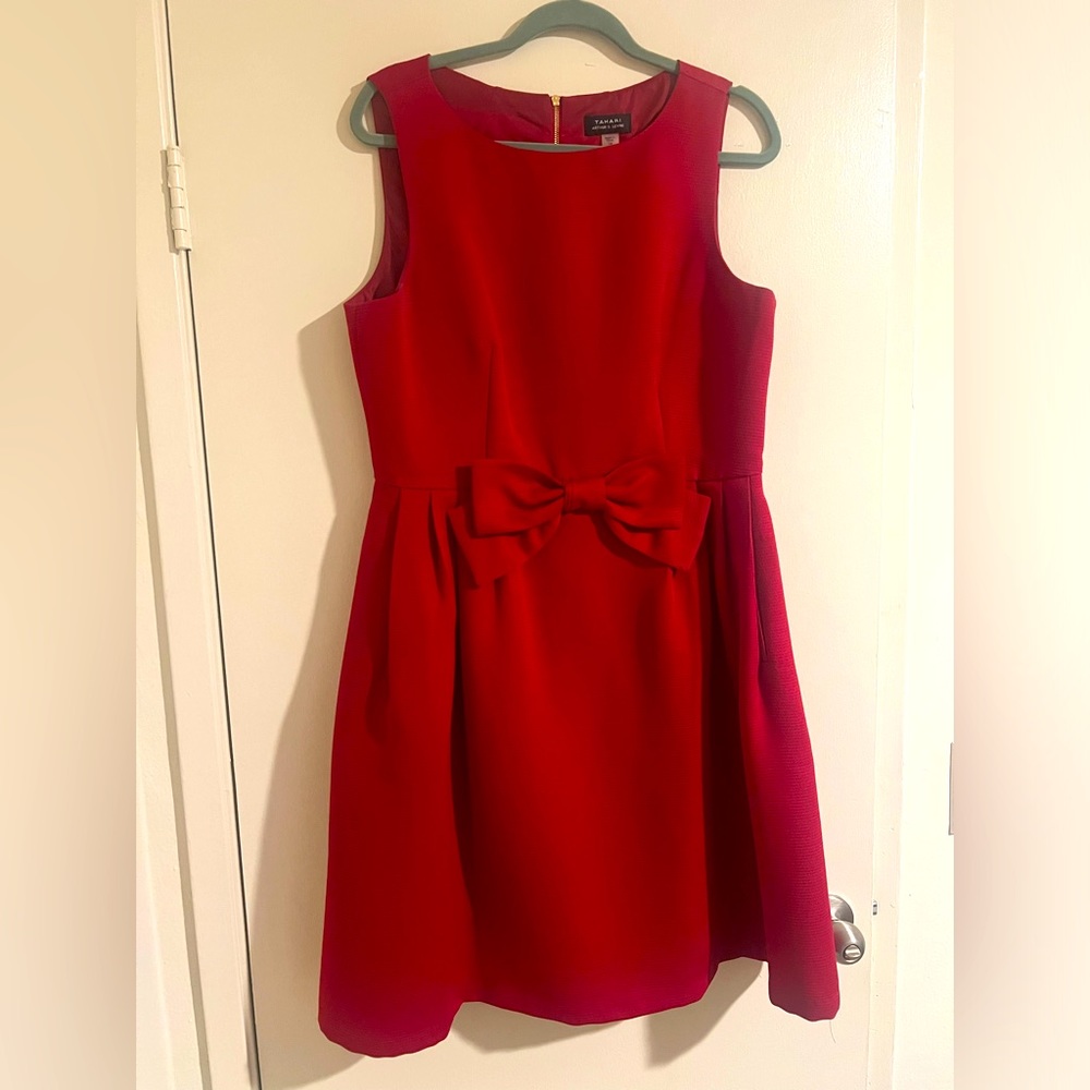 Tahari ASL Red A-Line Crew Neck Cocktail Dress